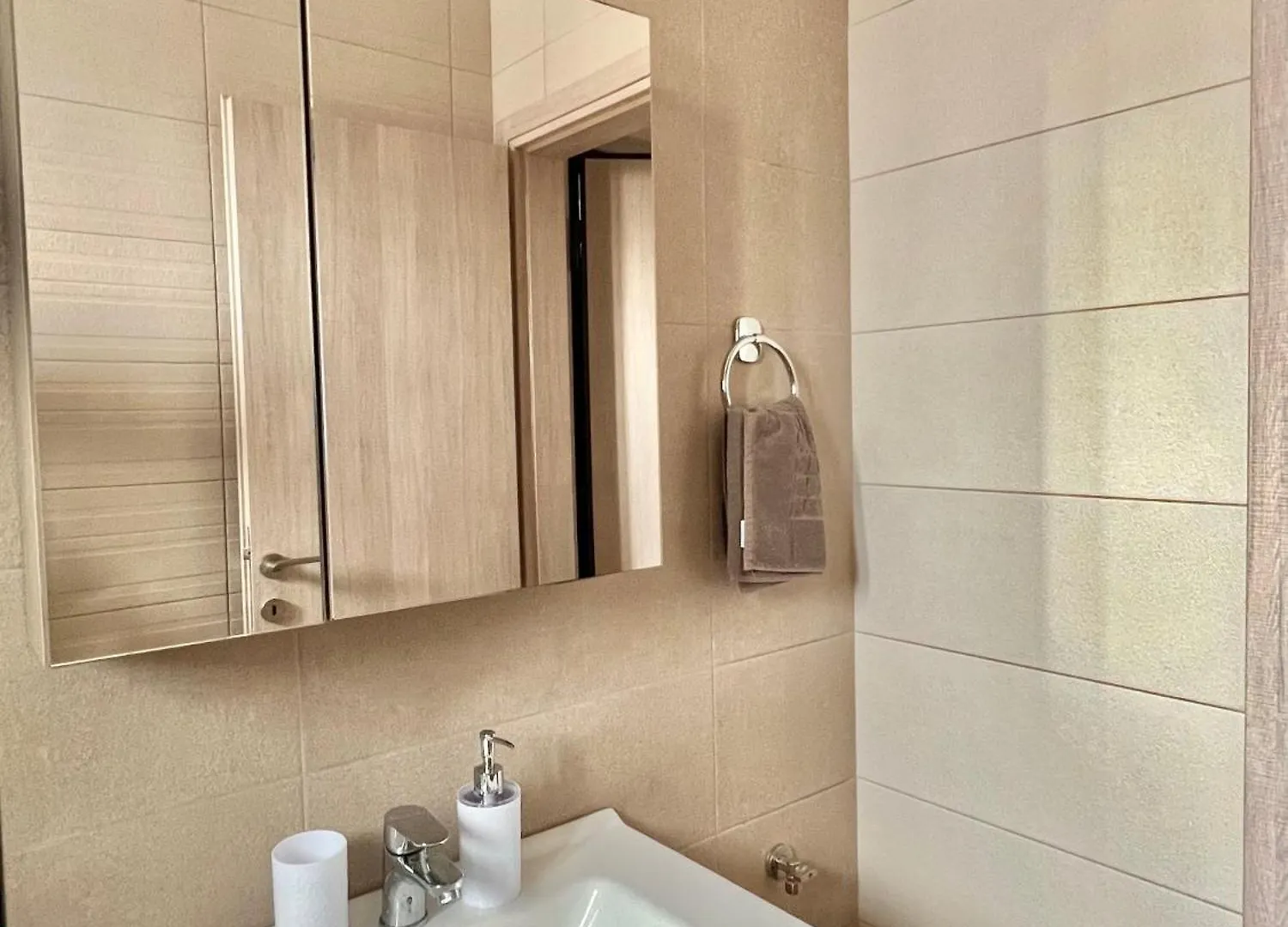 Av Luxury Accommodations Thessaloniki 0*,  Greece